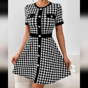 Houndstooth Print Button Front Dress